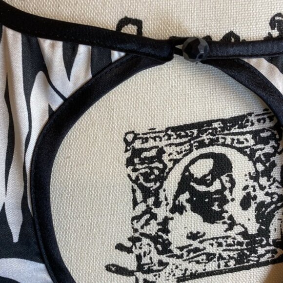 Allison Taylor Black and White Sheath Dress with Bell Sleeves - Picture 4 of 9